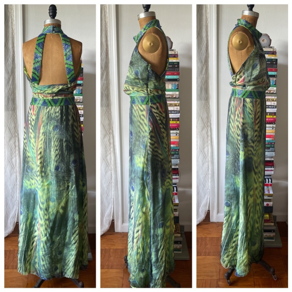 Sheri Bodell Vibrant peacock with sequin accented beading gown - Picture 4 of 12